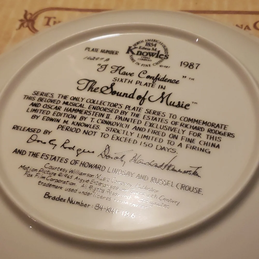 I HAVE CONFIDENCE-- THE SOUND OF MUSIC  COLLECTOR PLATE - Picture 6 of 6